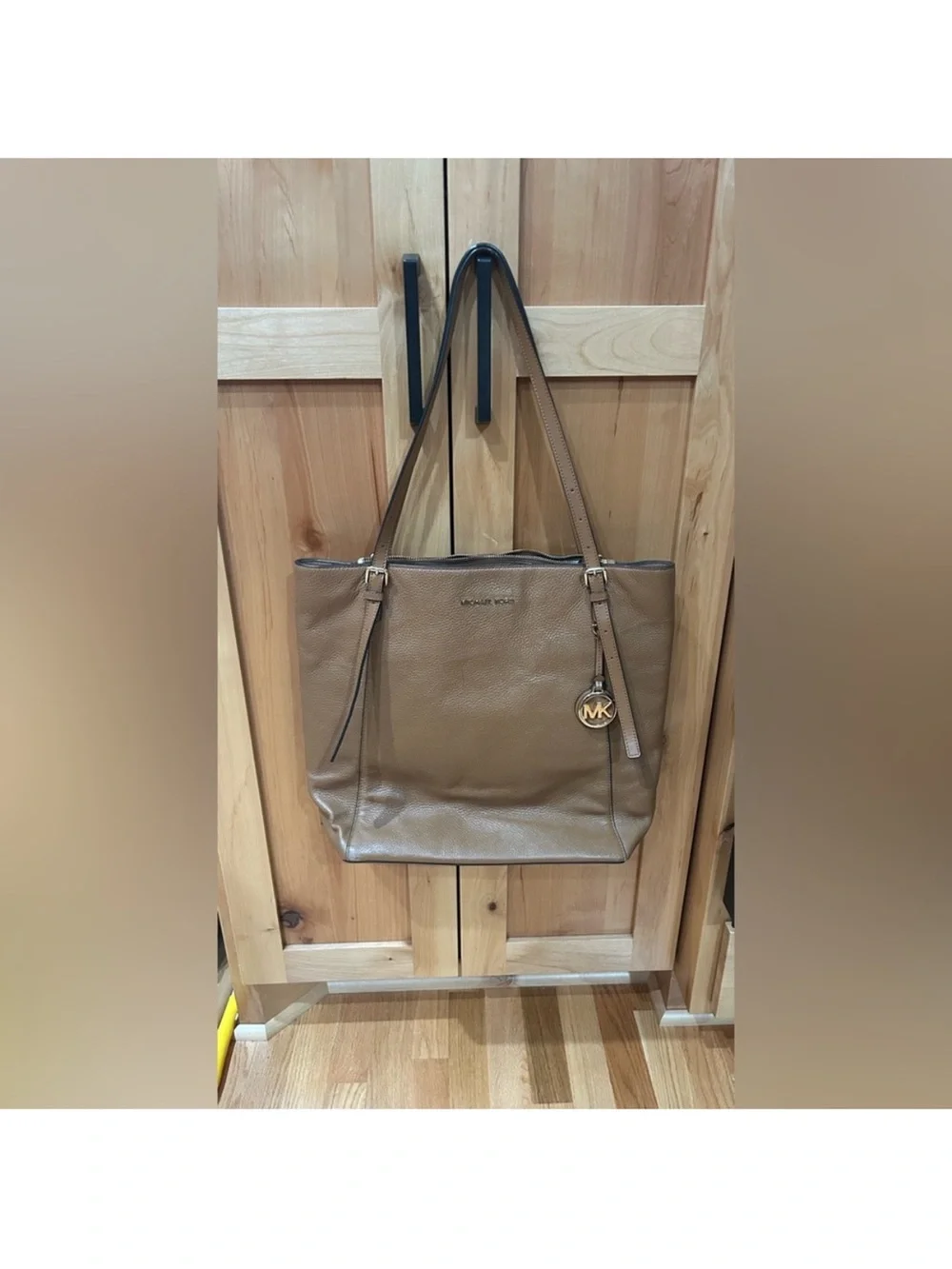 Michael Kors Megan large pebble leather Tan light brown neutral Tote bag - Picture 2 of 9